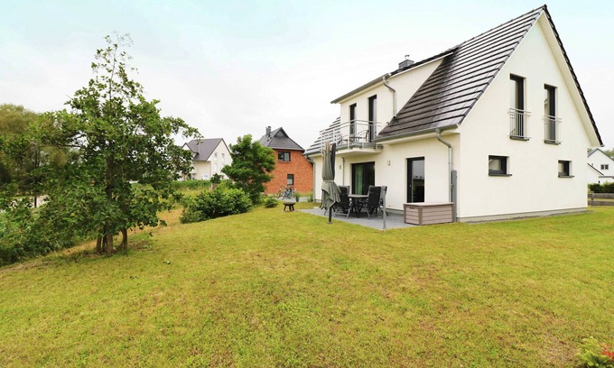 Ostvorpommern House | Vacation home Hinnerk - Holiday home Hinnerk-3 bedrooms for max. 6 persons and 2 babies