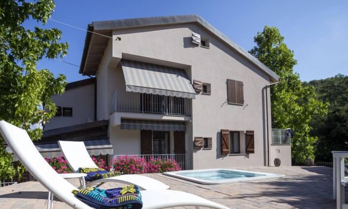 Casale House | Vacation home Il Borgo in Dicomano - 16 persons, 8 bedrooms