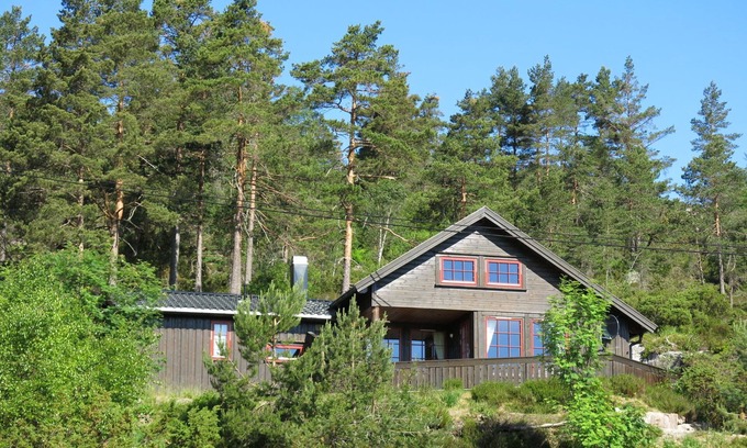 Aseral House | Vacation home Koven by Interhome