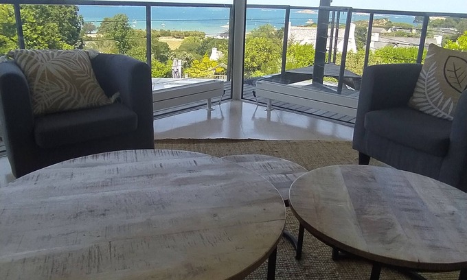 Carantec House | Vacation home la grand-voile splendid sea view