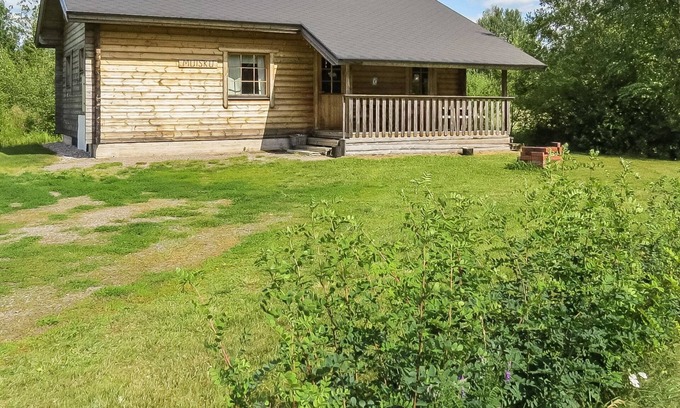 Punkalaidun House | Vacation home Muisku by Interhome