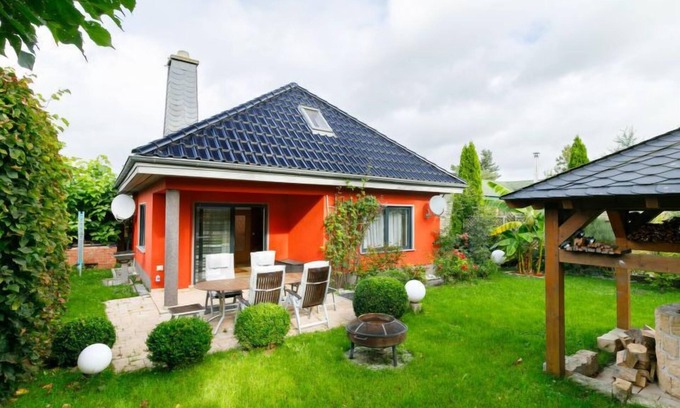 Neeberg House | Vacation home Petra by Interhome
