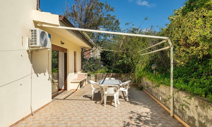 Teulada House | Vacation Home "Villa Bifamiliare Con Giardino" with Mountain View & Private Terrace