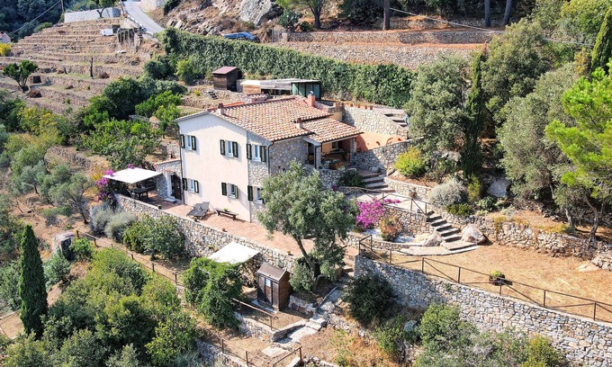 Marciana House | Vacation home villa in a panoramic location with breathtaking views of the sea.
