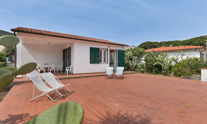 Cavo House | Vacation home Wendy by Interhome