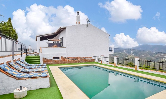 Almachar House | Vacation home with fantastic view and pool.