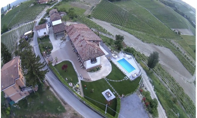 Costigliole d'Asti House | Vacation home with private Spa&Pool