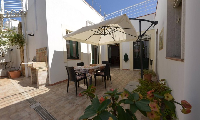 Floridia House | Vacation home with private pool, Floridia