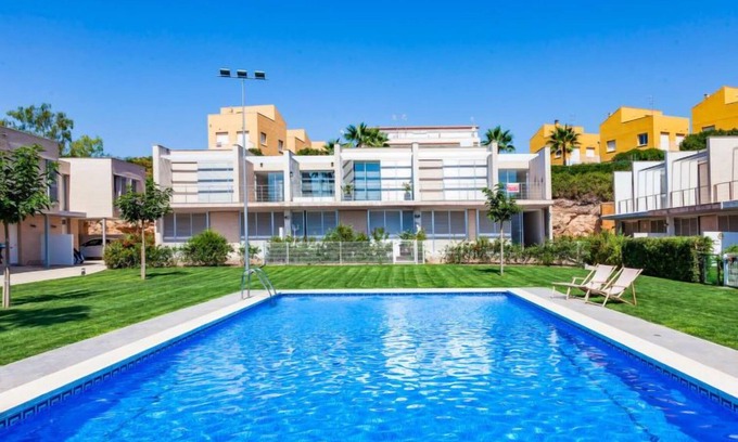 L'Ampolla House | Vacation home Xaloc by Interhome