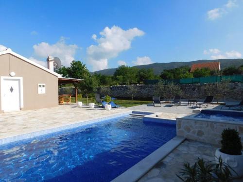 Lecevica House | Vacation house Radosic