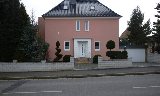 Racknitz/Zschertnitz Apartment | Vacation in DRESDEN . You can easily explore the city of Dresden without a car.