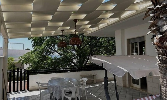Marina di Mancaversa House | Vacation home 30 meters from the sea