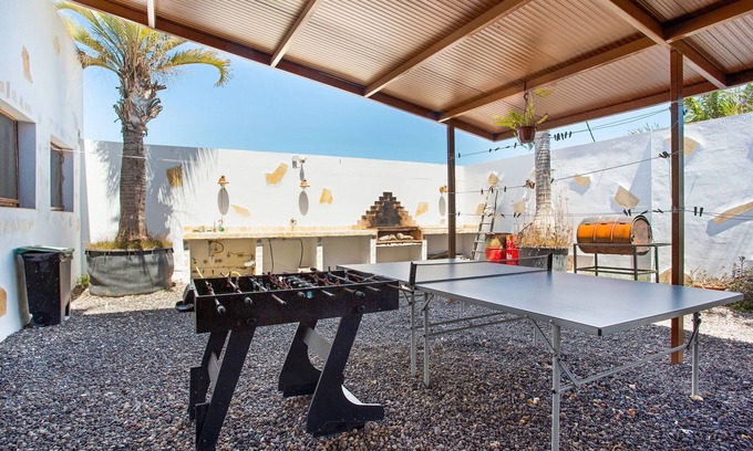 Guimar Apartment | Vacation 'Las Palmeras B' with Sea View, Shared Terrace and Shared Garden