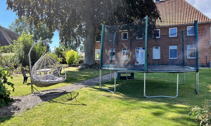 Bliesdorf Apartment | Vacation on the farm!