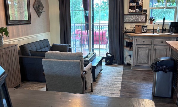 Cohasset House | Vacation rental and Wedding Venue