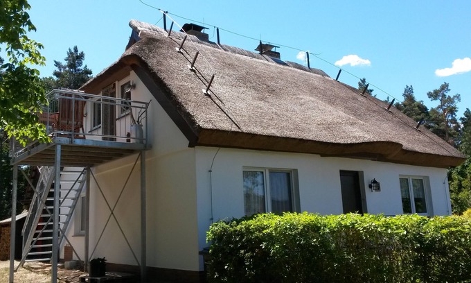 Wieck auf dem Darss Apartment | Vacation under a thatched roof - vacation apartment Strandgut for max. 2 persons