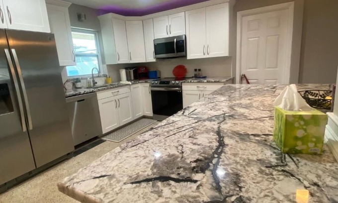 Seminole House | Vacation unheated spillover pool home close to beach