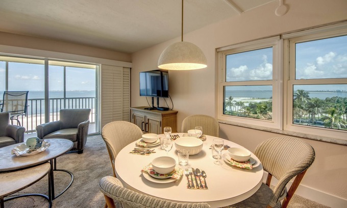 Fort Myers Beach Condo | Vacation Villas #535 - Beachfront Condo with Amazing View and Screened Lanai!