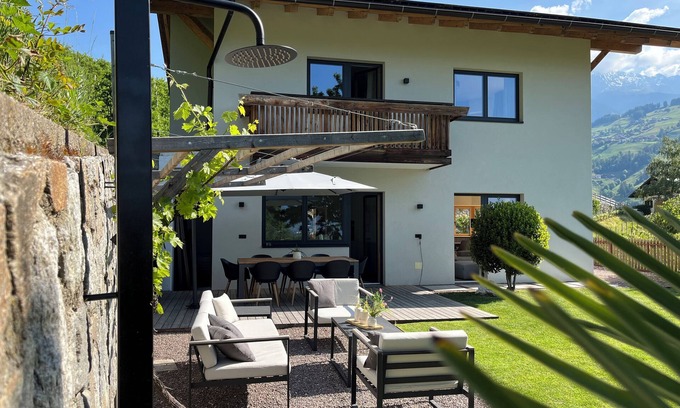 Rifiano Villa | Vacation villa with panoramic views