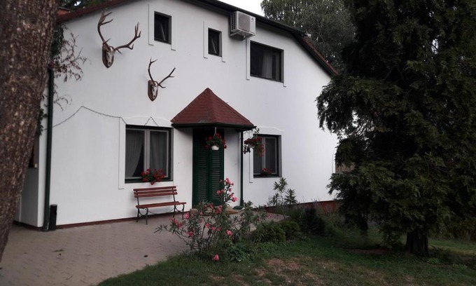 Karad Bed & Breakfast | Vadászház Karád