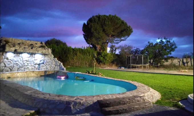 Palomares del Rio Apartment | VAHADDA HOUSE
