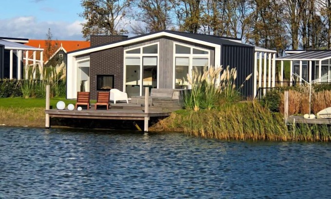 Wemeldinge House | Vakantiehuis Ruisweg 62 by Interhome