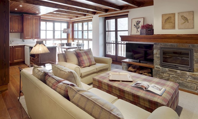 Baqueira Apartment | Val de Ruda 46 by FeelFree Rentals