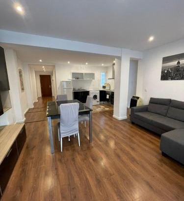 Benicalap House | Valencia tranvia Beach malvarrosa