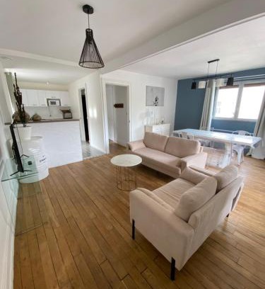 Luxeuil-les-Bains Apartment | Valentin