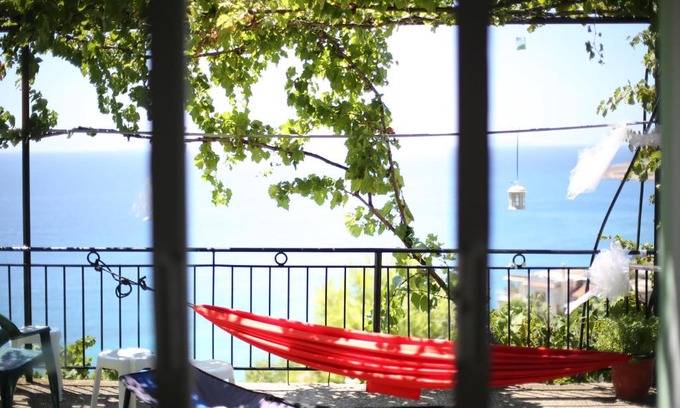 Qeparo Bed & Breakfast | Valentina Rooms