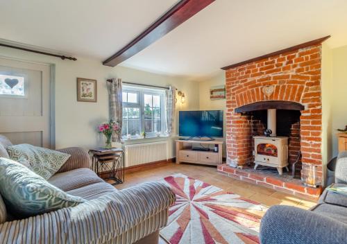 Saxmundham House | Valentine Cottage