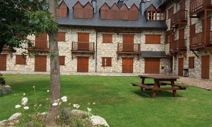 Pla de l'Ermita Apartment | Valle de Boï , Appartement au Pla de L'ermita , Idéal Pour les Randonnées
