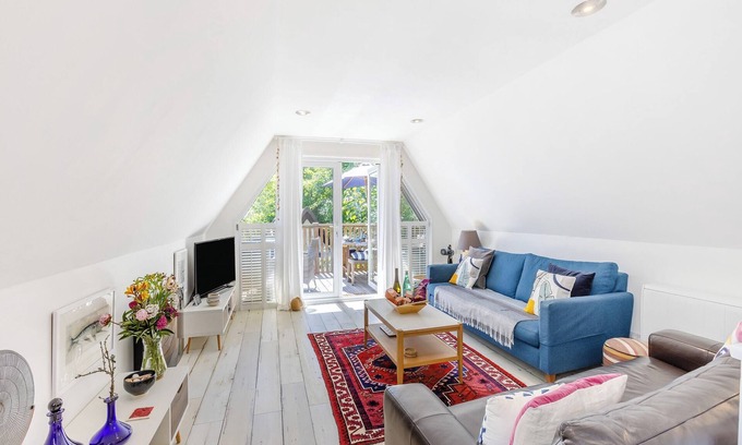 St. Ann's Chapel Cottage | Valley Lodge - UK49228