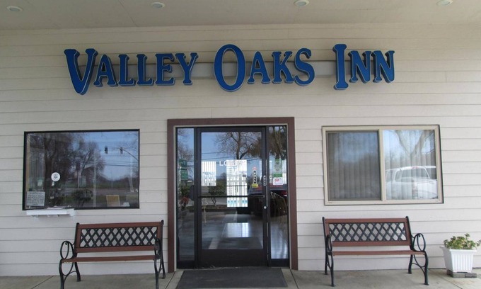 Woodland Hotel | Valley Oaks Inn Woodland