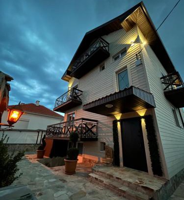 Kazanlak House | Valley Residence