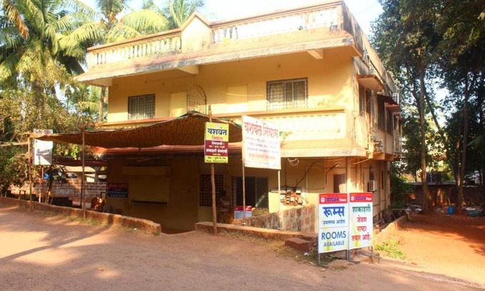 Ganpatipule House | Vamoose Yashwant Niwas