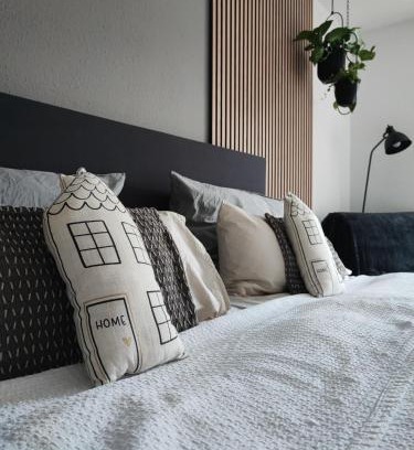 Bayreuth Apartment | van Art Stucky