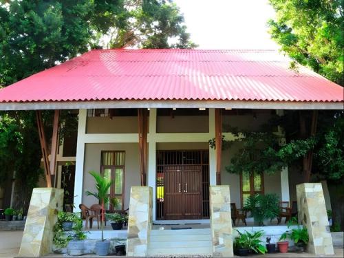Yodakandiya Hotel | Vanaro Resort