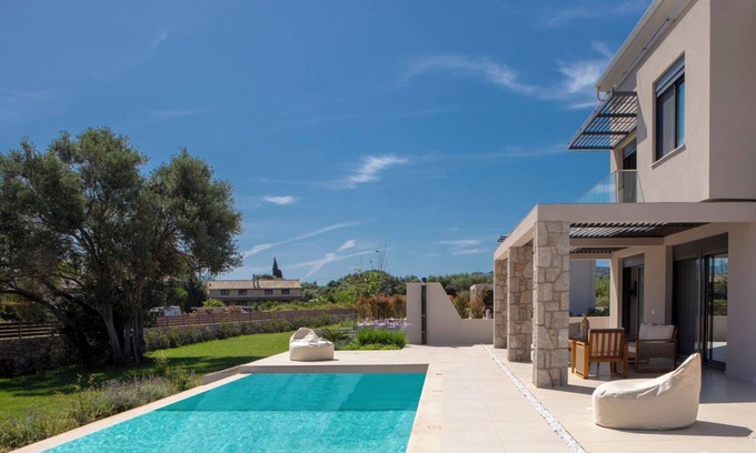 Agios Ioannis Villa | Varko Premium Villas