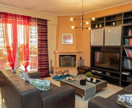 Saronikos Apartment | Vasia's House in Kalivia