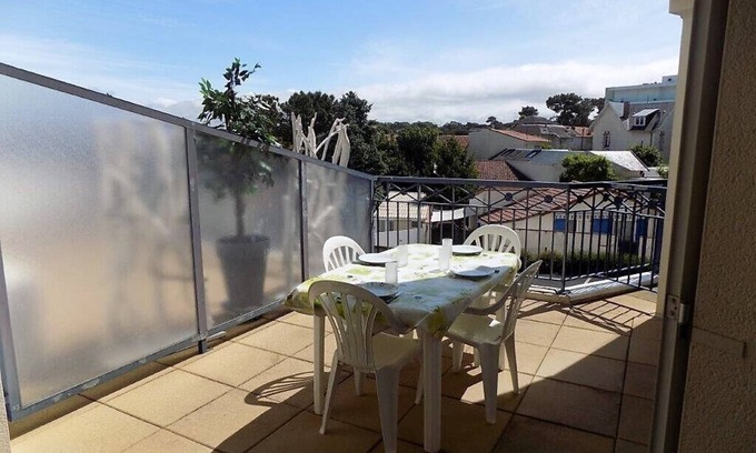 Pontaillac Apartment | Vaux sur Mer - Neighborhood PONTAILLAC - APARTMENT - SHARED POOL