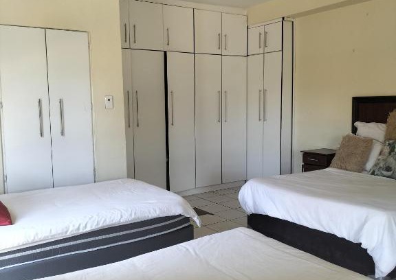 Empangeni House | VBC GUEST HOUSE