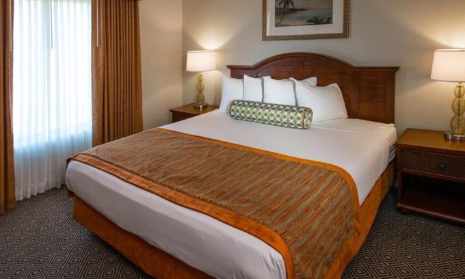 Las Vegas Resort | Vegas 1BR Resort Stay Kitchen Resort Amenities