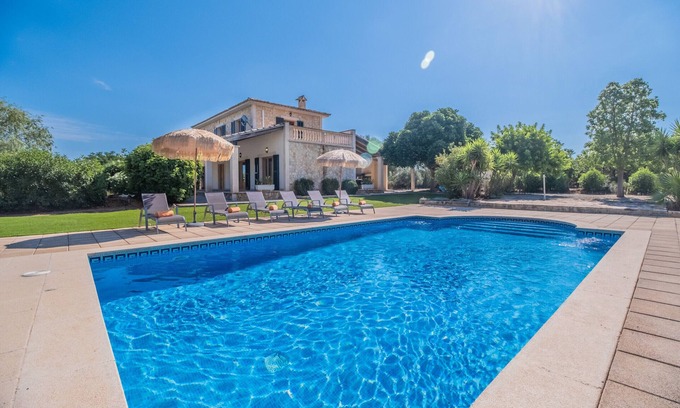 Muro Villa | Vela 2 Finca for 6 with pool, garden, WIFI, terrace in Can Picafort
