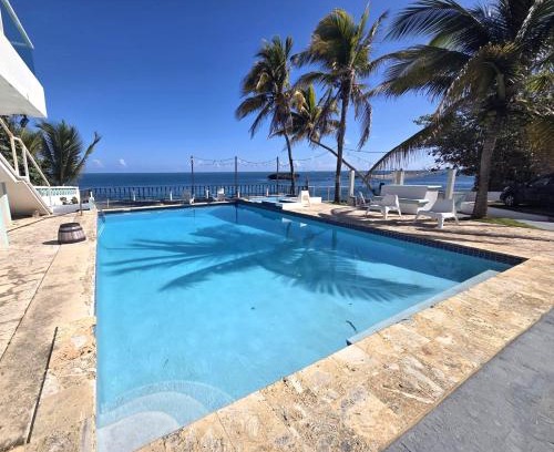 Jarealito Apartment | Ventana VA1b at Arecibo 681 Ocean Drive