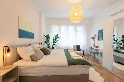 Lagymanyos Apartment | VentoBudapest with 1 optional PARKING, 4rooms & 4bathrooms