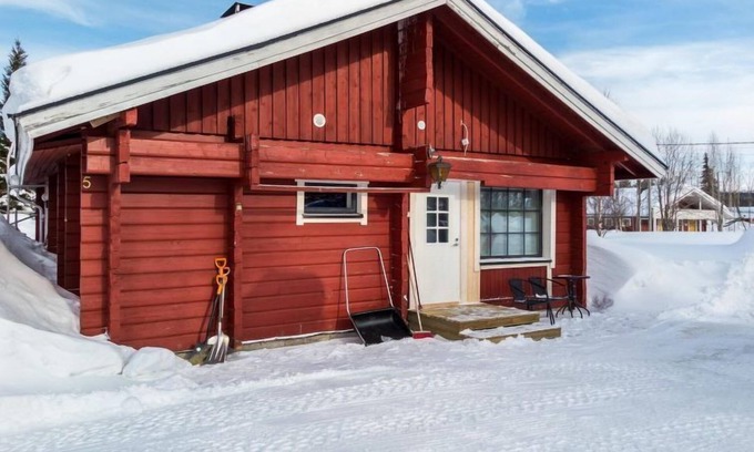 Akaslompolo House | Venuskukkula by Interhome
