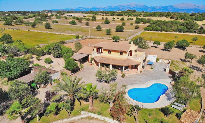 Santa Margalida Villa | Vernissa 288 fantastic villa with private pool, large garden, barbecue and air conditioning