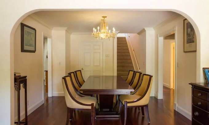 Burlingame Park House | Very clean spacious home available close to SFO and downtown Burlingame.