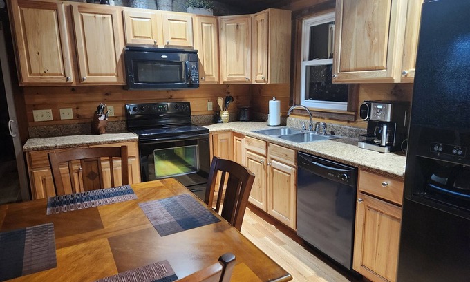 Beech Mountain Cabin | Very Comfortable Beech Stone Cabin, Cozy All Stone, Wood Cabin on Beech Mountain